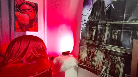 Megan online show from 10/11/25, 03:06