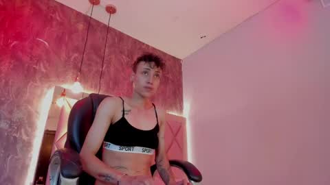 Snapshot of megan_and_clohe chatting on 04/29/26, 06:14 M E G A N online show from 04/29/26, 06:14