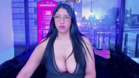 Megan online show from 10/04/25, 07:01