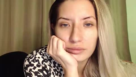 Snapshot of megan_blazee chatting on 11/14/25, 09:46 Megan Blazee online show from 11/14/25, 09:46