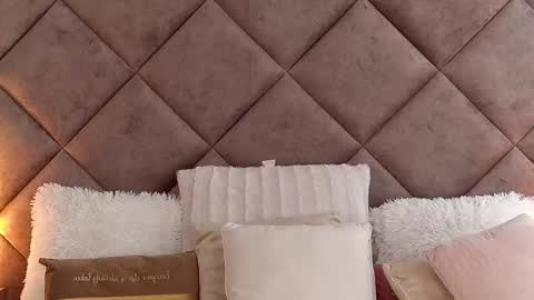 Snapshot of megan_blazee chatting on 11/24/25, 08:03 Megan Blazee online show from 11/24/25, 08:03