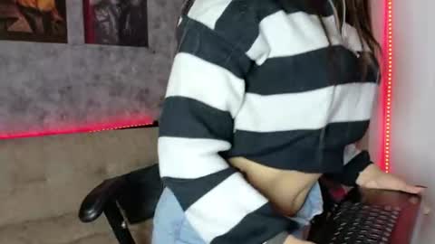 Snapshot of megan_bluee_ chatting on 07/01/26, 02:46 Megan Bluee online show from 07/01/26, 02:46