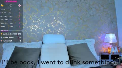 Snapshot of megan_clarck_ chatting on 02/12/25, 05:05 Puedes llamarme angy online show from 02/12/25, 05:05