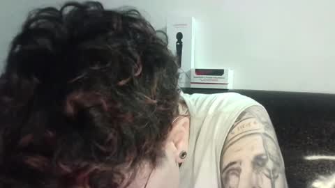 Megan and sophi online show from 02/18/25, 04:58