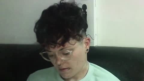 Megan and sophi online show from 03/09/25, 10:41