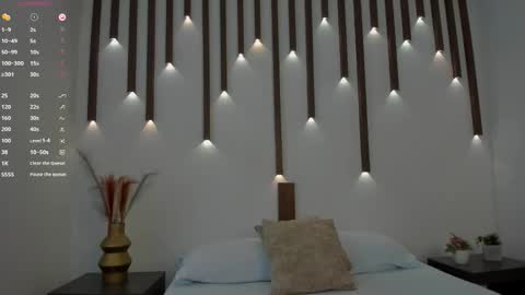 Snapshot of megan_cooper28 chatting on 11/18/25, 07:18 MEGAN COOPER online show from 11/18/25, 07:18