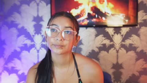 Carolina Paez online show from 01/15/25, 01:56