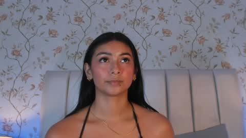 Carolina Paez online show from 02/04/25, 01:45