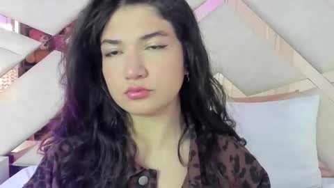     online show from 10/21/25, 11:44