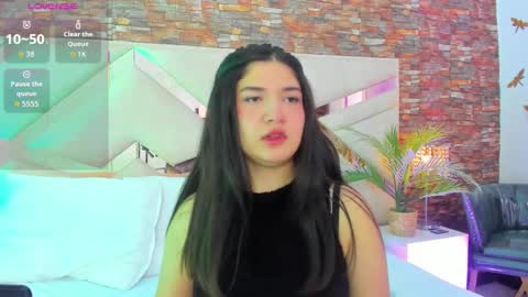     online show from 02/05/26, 01:49