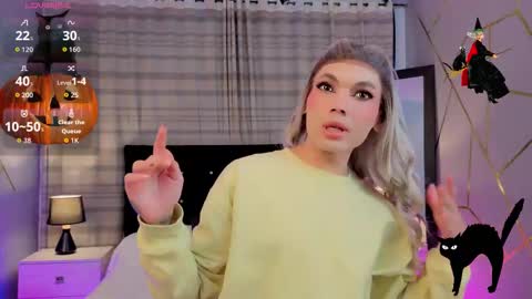 Snapshot of megan_do_santos chatting on 10/25/25, 03:29 megan do santos online show from 10/25/25, 03:29