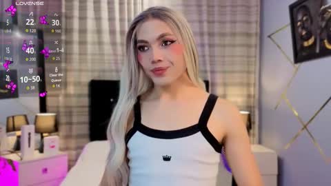 Snapshot of megan_do_santos chatting on 11/11/25, 08:31 megan do santos online show from 11/11/25, 08:31