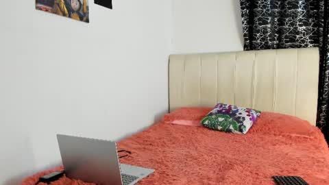Megan online show from 07/10/26, 10:51