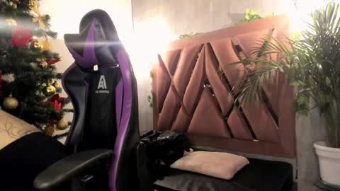    online show from 12/22/24, 02:06