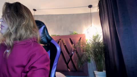    online show from 12/31/24, 02:40