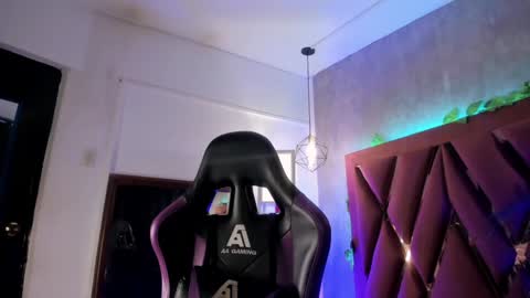    online show from 01/30/25, 02:38