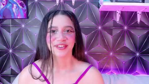 megan_jenner1 online show from 10/01/25, 04:40
