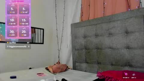 Snapshot of megan_kis9 chatting on 12/07/24, 10:06 megan online show from 12/07/24, 10:06