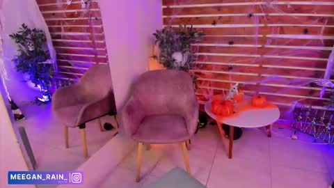 megan_raiin online show from 10/28/25, 07:12