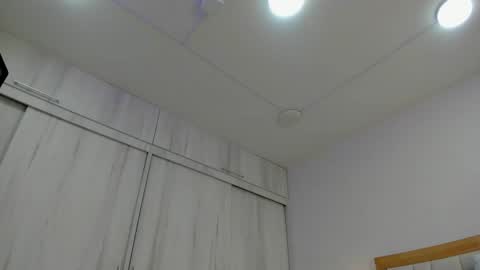 megan online show from 12/22/25, 03:36