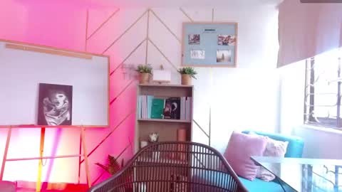 Snapshot of megan_saint chatting on 03/19/26, 01:37 megan_saint online show from 03/19/26, 01:37