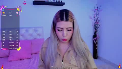 Snapshot of megan_sexrose chatting on 05/28/26, 03:37 Megan rose online show from 05/28/26, 03:37