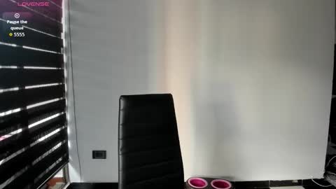 Snapshot of megan_sexsymbl chatting on 03/20/26, 09:19 Megan Sexsymbol online show from 03/20/26, 09:19