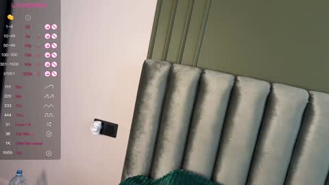 Snapshot of megan_ssstacy chatting on 01/18/25, 03:42 Stacy UTC 700   0800am-0200pm  online show from 01/18/25, 03:42