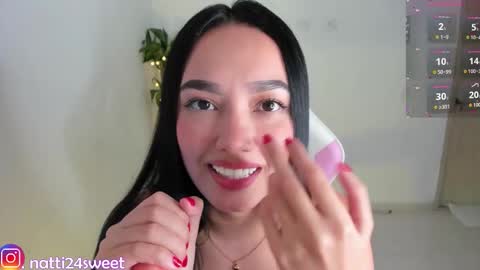 Snapshot of megan_sweet24 chatting on 03/10/26, 01:32 megan sweet online show from 03/10/26, 01:32