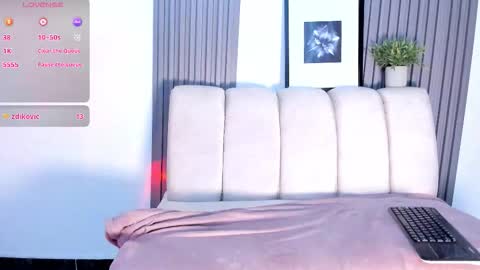 Snapshot of megan_tattoo chatting on 03/12/26, 06:58 Megan online show from 03/12/26, 06:58