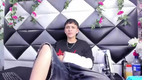 megan_thompsonn_ online show from 10/16/25, 02:12