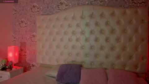 megan_tower online show from 11/14/25, 07:01