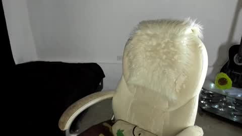 Snapshot of megan_waldman chatting on 02/07/25, 10:52 Megan online show from 02/07/25, 10:52