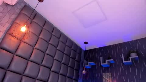 Snapshot of megan_woll chatting on 11/10/25, 09:25 Megan online show from 11/10/25, 09:25