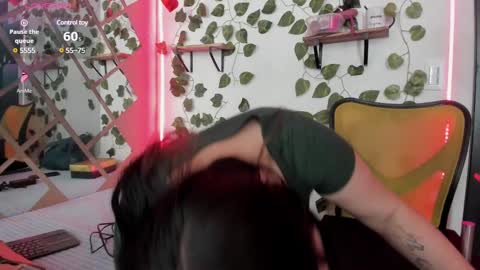 Megan online show from 01/21/25, 01:11