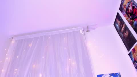 Snapshot of megan_yagami chatting on 10/31/25, 02:56 Megan online show from 10/31/25, 02:56