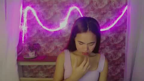 Snapshot of megan_younng chatting on 03/17/26, 07:50 MEGAN online show from 03/17/26, 07:50