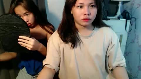 Snapshot of megan_younng chatting on 03/24/26, 08:41 MEGAN online show from 03/24/26, 08:41