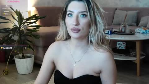 Snapshot of meganblazex chatting on 05/18/26, 06:58 Megan online show from 05/18/26, 06:58