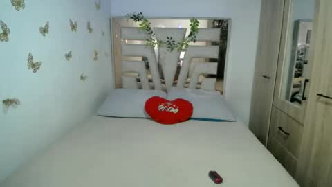 Snapshot of megancherryx chatting on 06/21/26, 02:58 MeganCherryX online show from 06/21/26, 02:58
