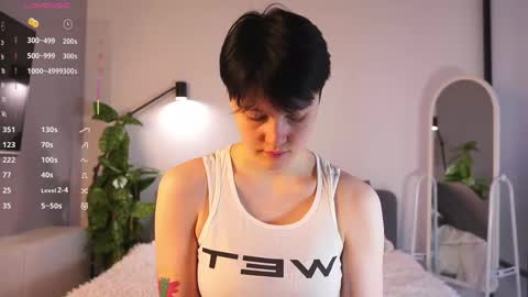 Michelle online show from 02/20/25, 05:01