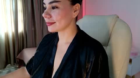 Snapshot of megandupont chatting on 02/18/26, 02:13 Megan M online show from 02/18/26, 02:13