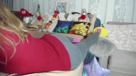 Nicki--------- Welcome to my Room online show from 02/13/25, 06:48