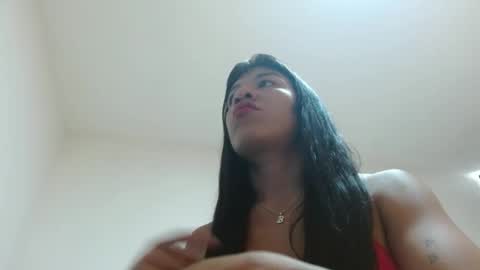 Snapshot of meganharry chatting on 05/09/26, 03:06 meganharry online show from 05/09/26, 03:06