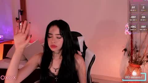 Snapshot of meganlake chatting on 04/05/26, 12:46 megan lake online show from 04/05/26, 12:46