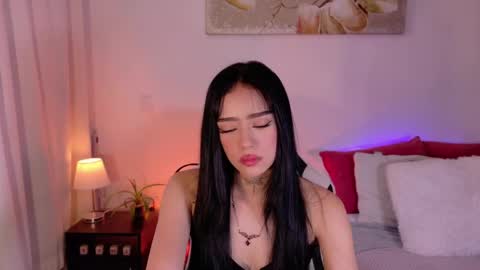 Snapshot of meganlake chatting on 04/15/26, 04:03 megan lake online show from 04/15/26, 04:03