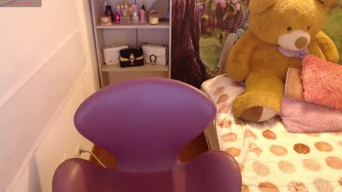 Snapshot of meganlk chatting on 04/24/26, 10:39 MEGAN online show from 04/24/26, 10:39