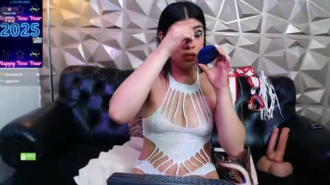 MeganM online show from 01/03/25, 03:22