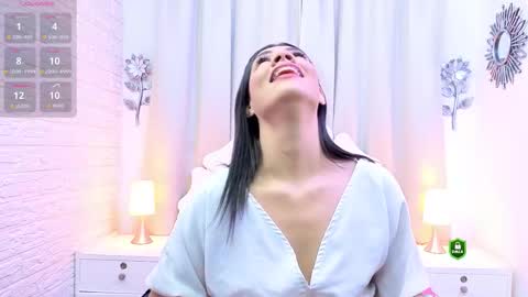 MeganM online show from 12/02/25, 04:46