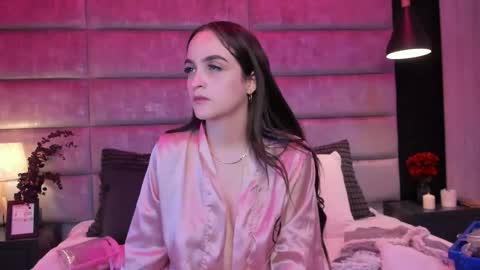 Snapshot of meganmonroee_ chatting on 03/22/26, 11:41 meganmonroee_ online show from 03/22/26, 11:41